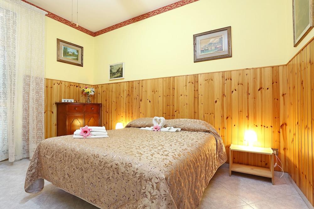 B&B Rifugio San Francesco Лідо-ді-Остія Екстер'єр фото