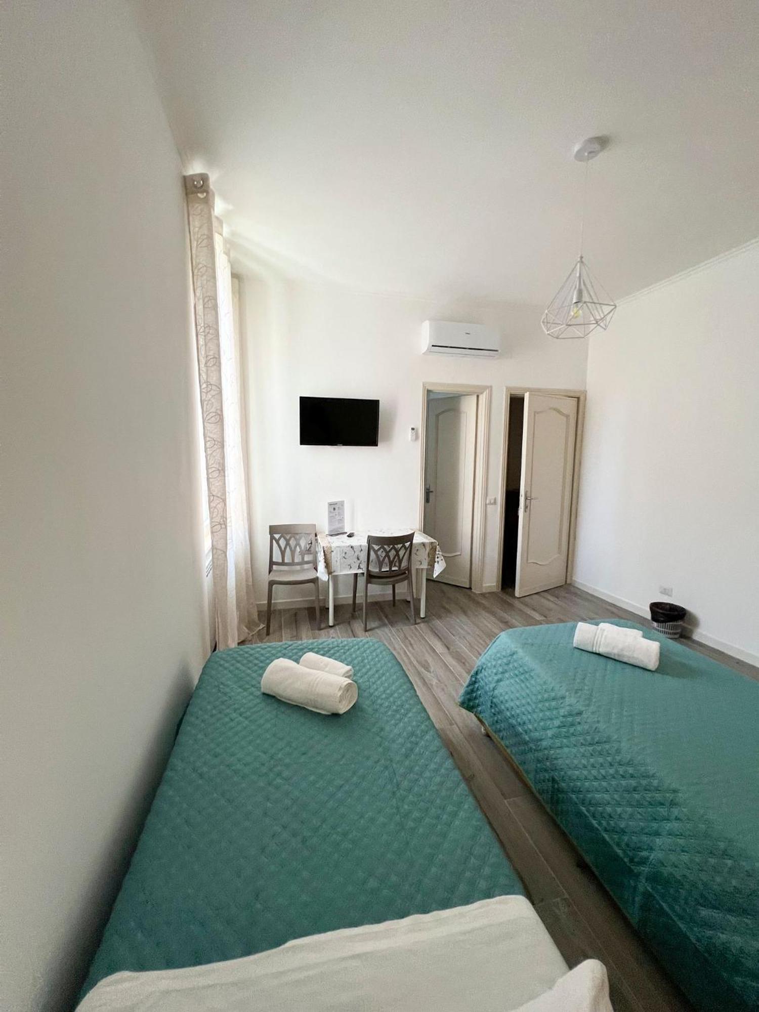 B&B Rifugio San Francesco Лідо-ді-Остія Екстер'єр фото