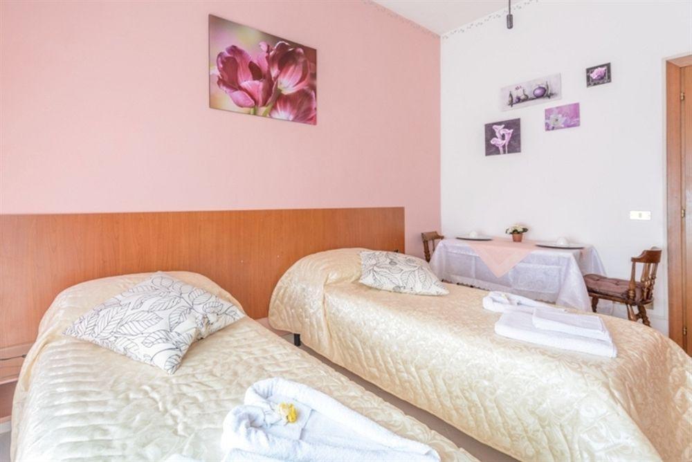 B&B Rifugio San Francesco Лідо-ді-Остія Екстер'єр фото